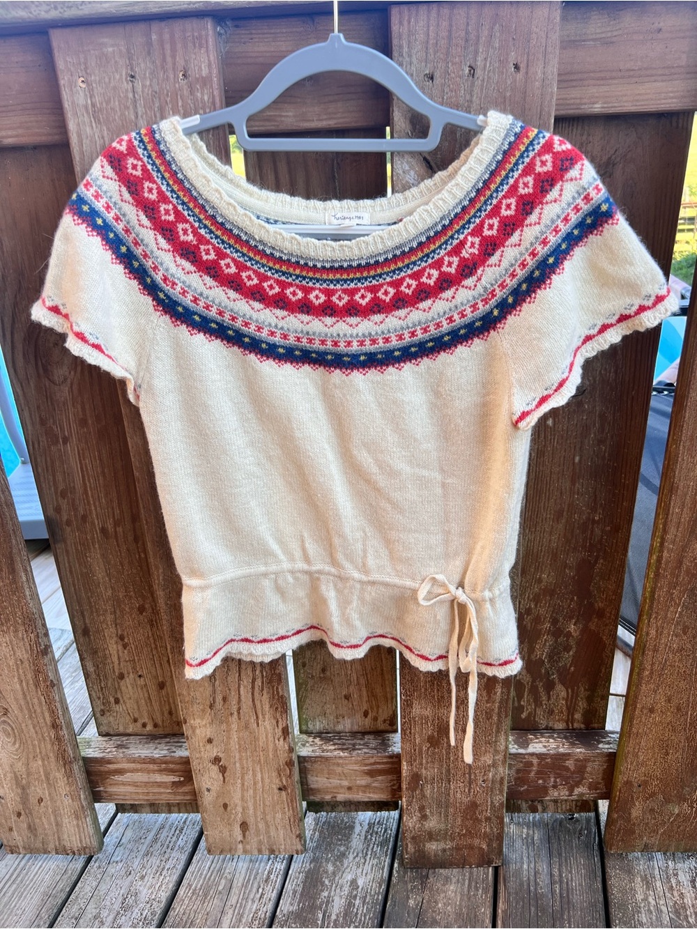 Heritage 1981 Cream Short-Sleeve Fair Isle Knit Top with Red & Navy Yoke
